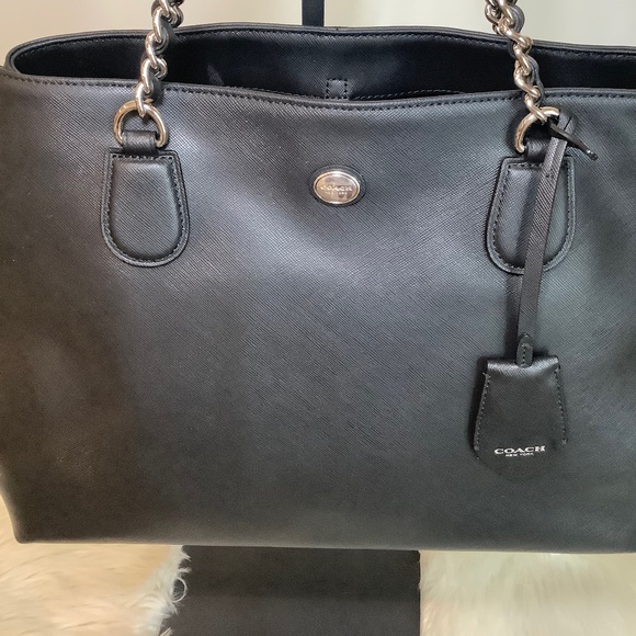 COACH PEYTON SAFFIANO LEATHER CHAIN TOTE BLACK - Picture 2 of 7